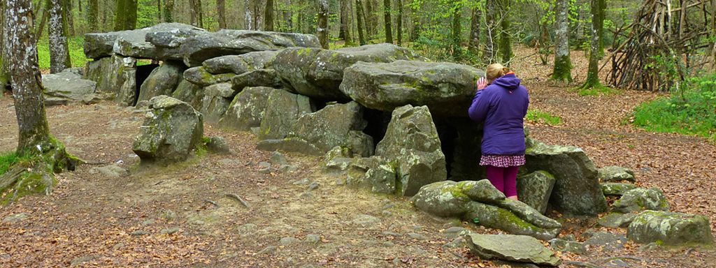 Dolmen-Bretagne Was wäre, wenn jeder Kraftplatz einen Hüter hätte?